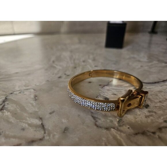 24kt Gold Plated Belt Style Bracelet With Crystal Accents - Picture 5 of 8